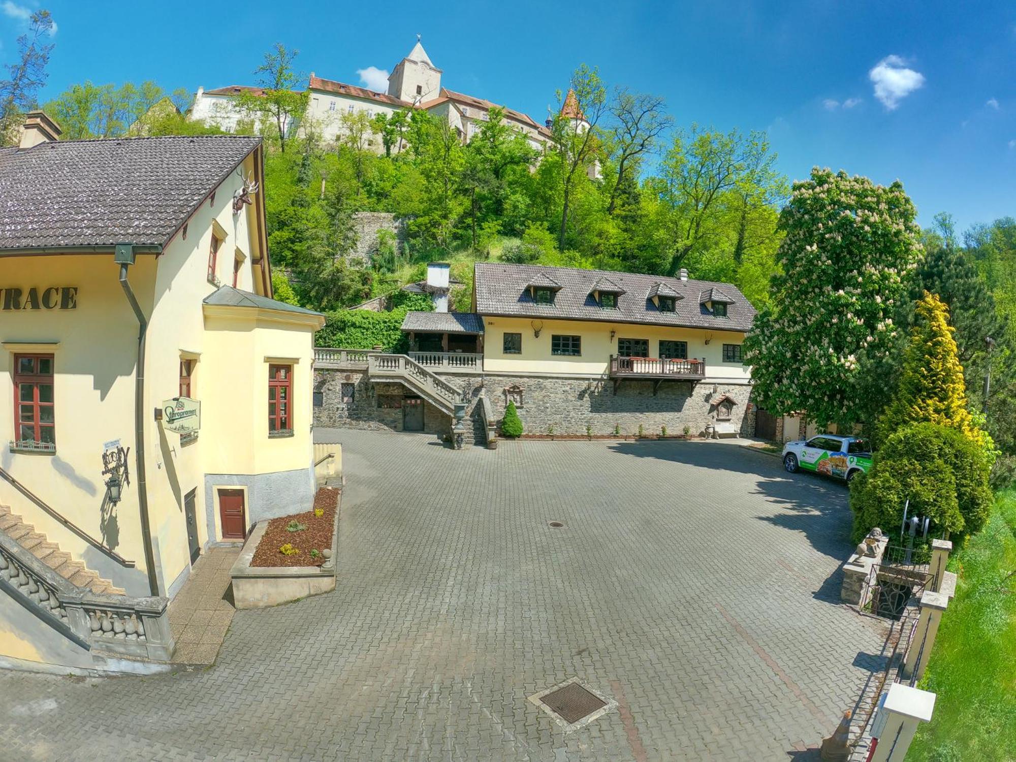 Resort U Jelena Кршивоклат Экстерьер фото